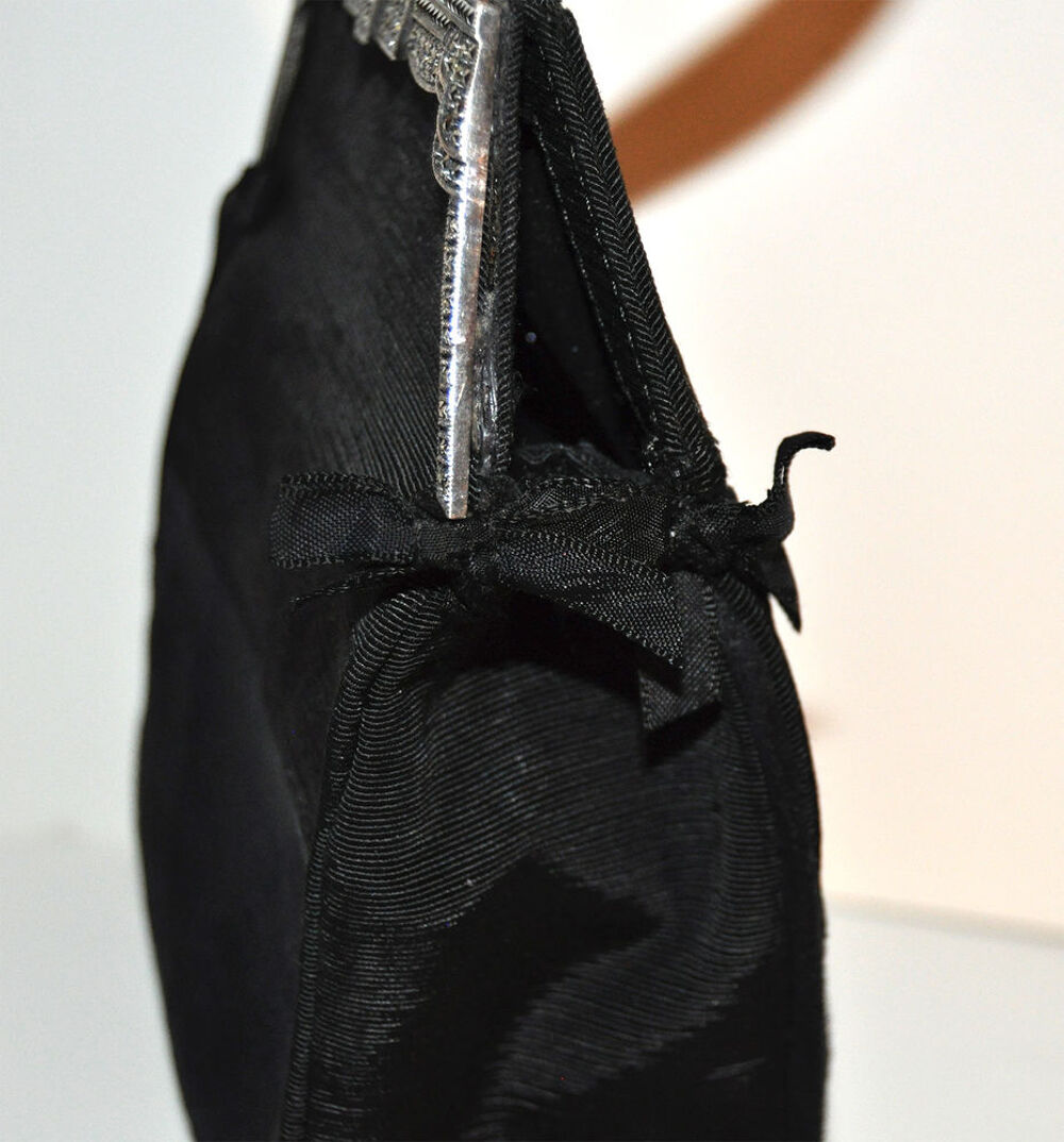 Sac de soir&eacute;e, aumoni&egrave;re bourse art d&eacute;co, fermoir marcassite Maroquinerie
