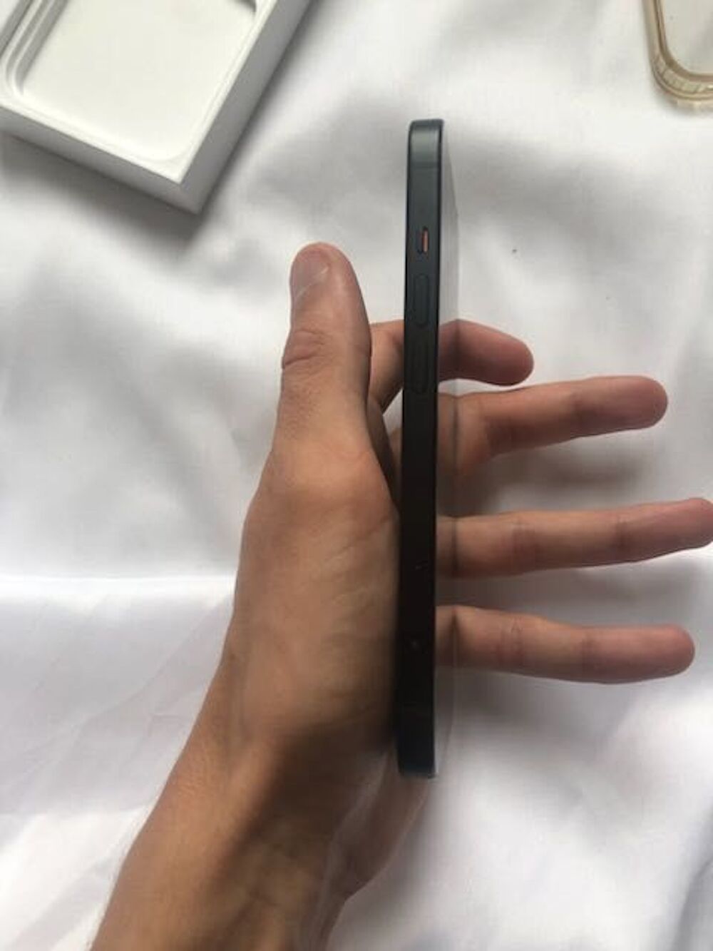 Iphone 15 noir 128go Téléphones et tablettes