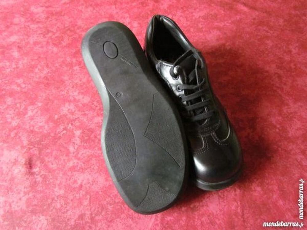 Chaussures noires en cuir homme Calderoni P 39 Chaussures