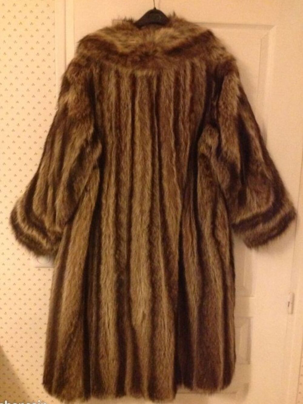 Magnifique manteau de fourrure en marmotte Vêtements