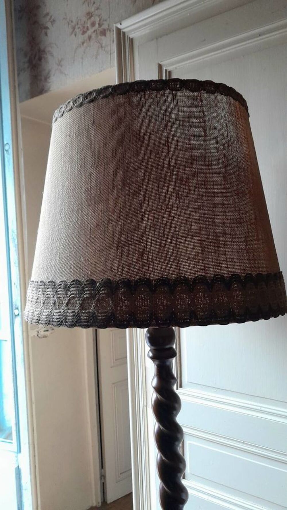 LAMPADAIRE BOIS MASSIF Meubles