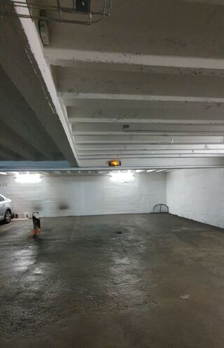  Parking / Garage � vendre 12 m�