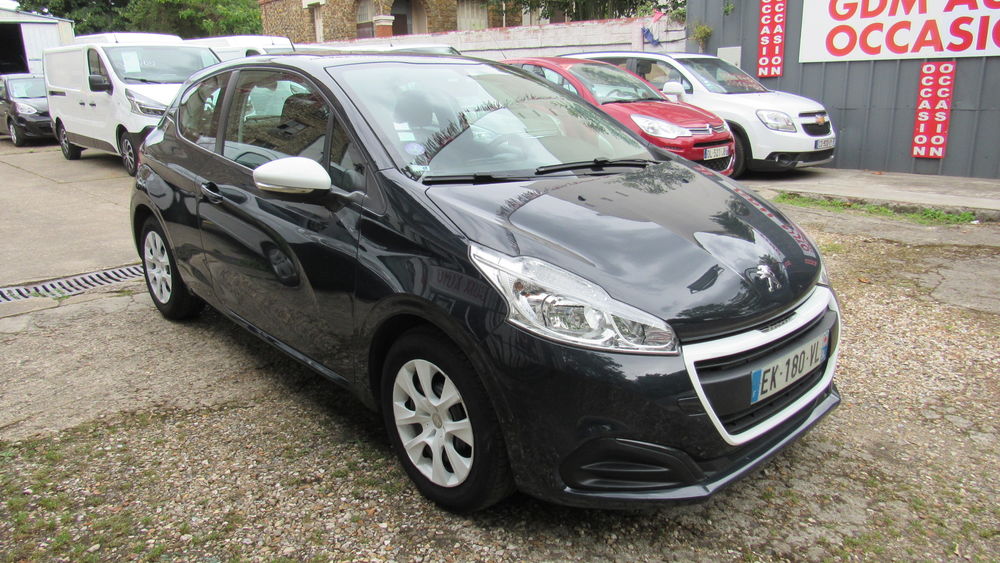 208 1.2 PureTech 68ch BVM5 Like 2017 occasion 94500 Champigny-sur-Marne