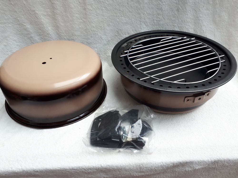 Barbecue grill &agrave; charbon portable neuf Jardin