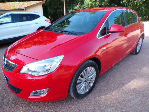 Opel astra J 2.0 CDTI 165ch 1ER MAIN COSMO