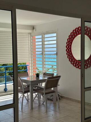  Appartement � vendre 2 pi�ces 52 m� Le gosier