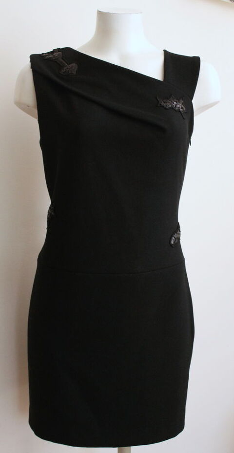 Robe noire KARL LAGERFELD T.40 Fr 100 Issy-les-Moulineaux (92)