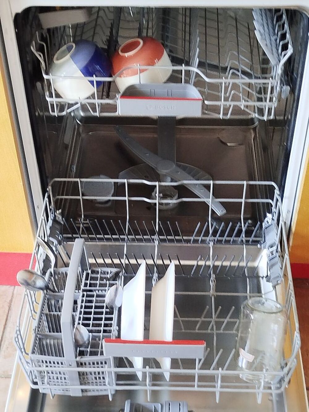 Cuisine &eacute;l&eacute;ments lave vaisselle table cuisson hotte libre 5 Meubles