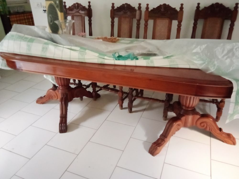 Salle &agrave; manger mahogany Meubles