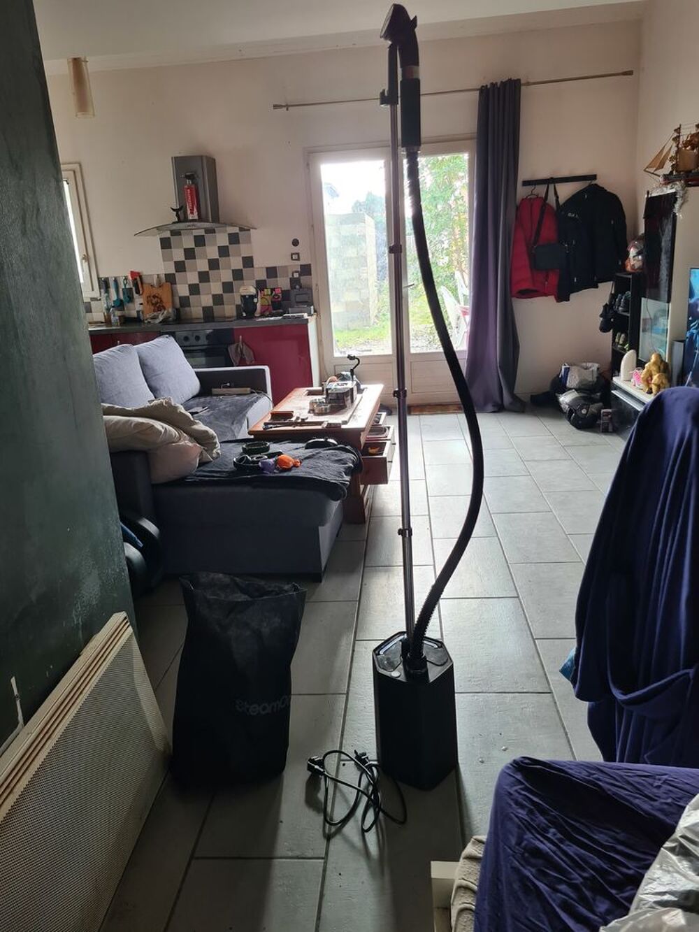 Defroisseur vapeur vertical Electroménager