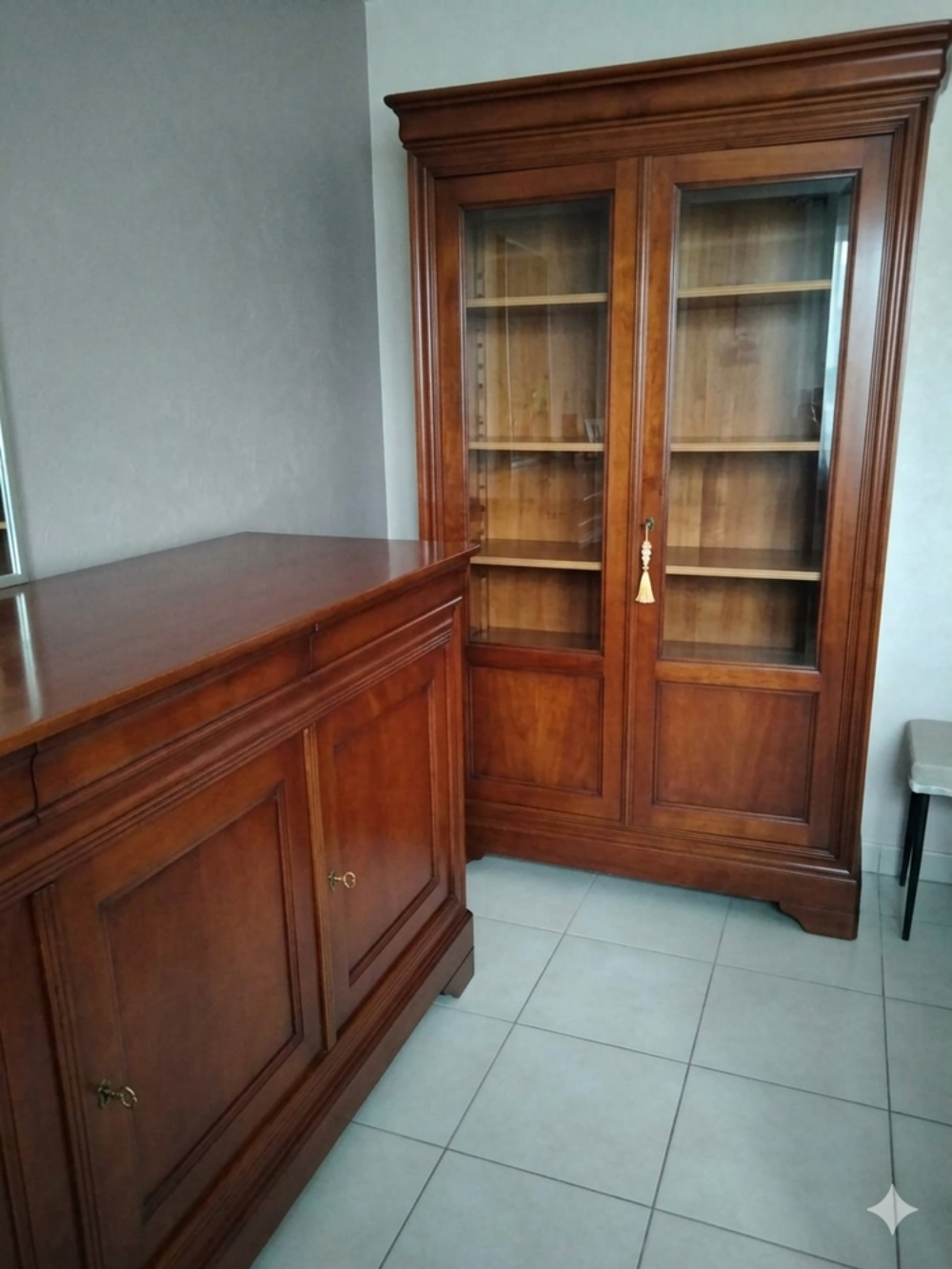 1table avec ses 2 rallonges + 6 chaises en merisier Meubles