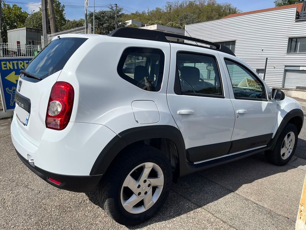 Duster 1.6 16v 105 4x2 Laur&eacute;ate2 GPL 2013 occasion 42700 Firminy