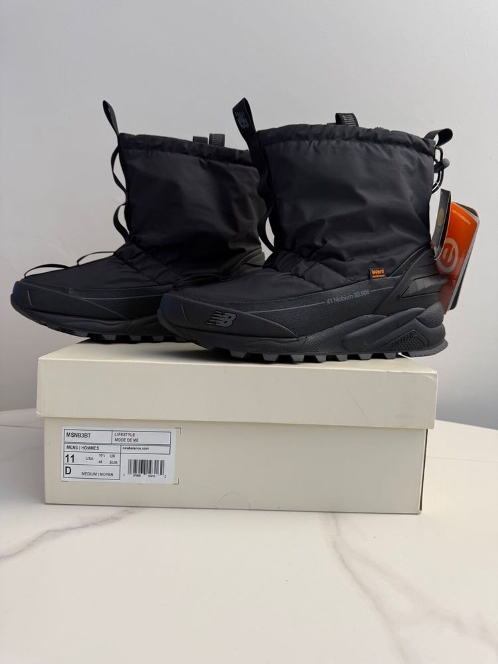 New Balance Tokyo Design Studio Niobium C_3 Chaussures