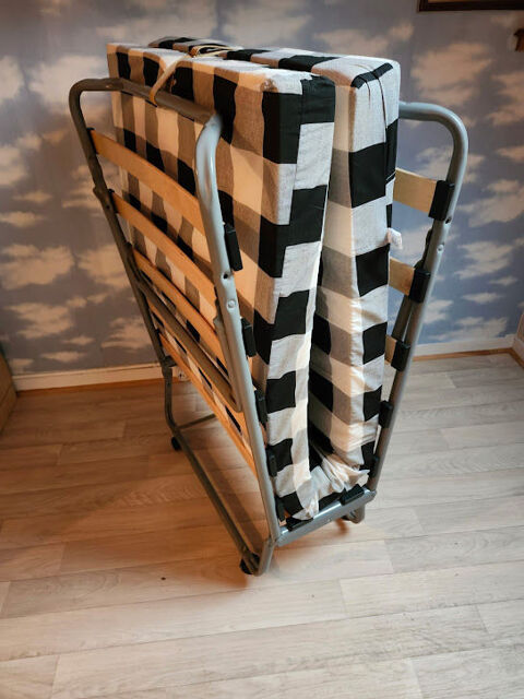 LIT PLIANT D'APPOINT 40 Saint-Dolay (56)