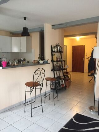  Appartement � louer 5 pi�ces 140 m�