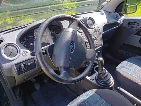 Ford Fiesta 1.25 Duratec Fun 2008 occasion Neuvy-le-Roi 37370