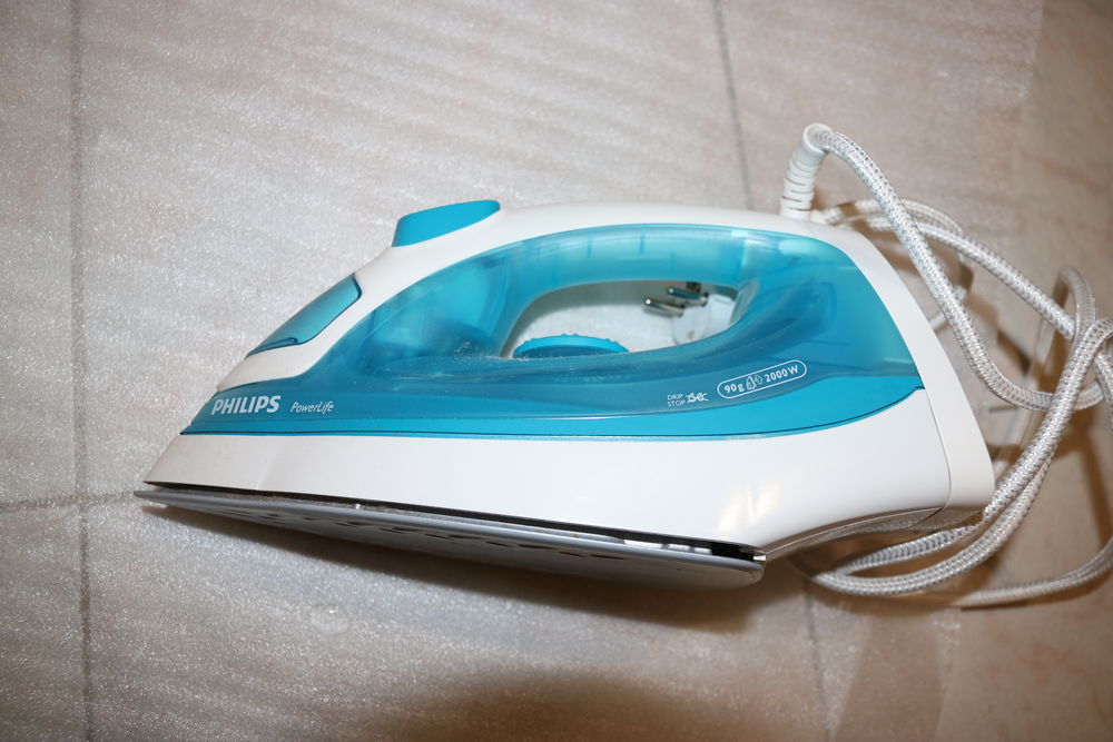 Fer &agrave; repasser vapeur Electroménager