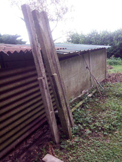poteaux de clôture en béton 50 Vieux-Reng (59)