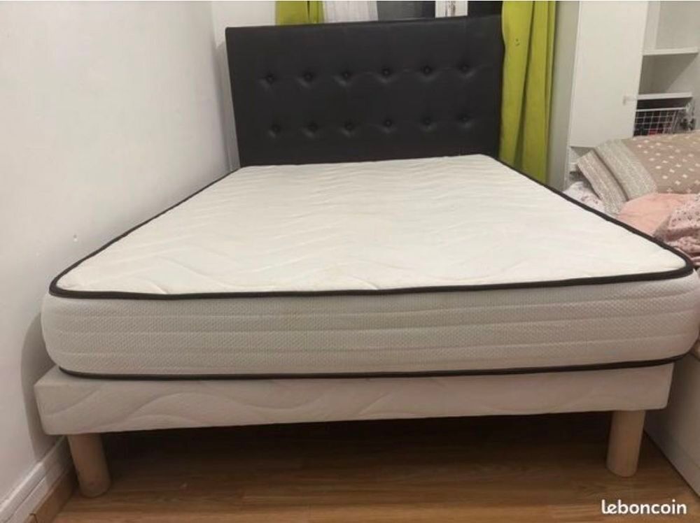 Lit sommier + T&ecirc;te de lit (noir)+ Matelas (140x200) Meubles