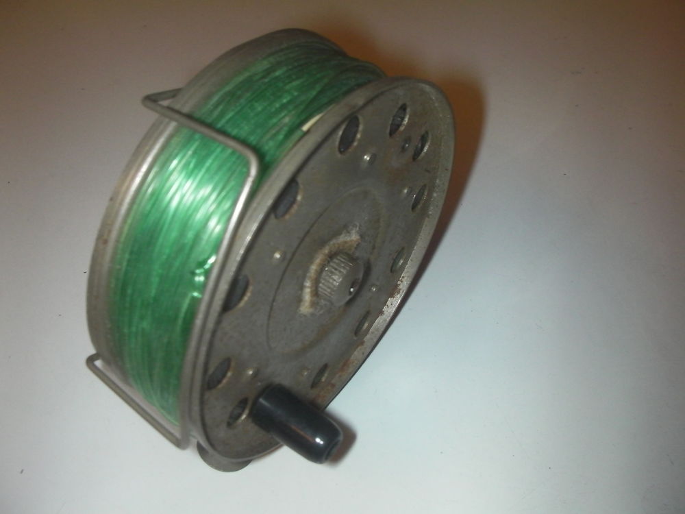  Moulinet mouche ancien Sports