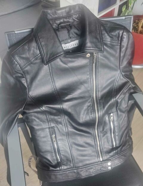 Blouson Perfecto Femme cuir noir neuf Taille S 97 Toulouse (31)