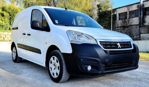 Peugeot Partner PARTNER FOURGON STANDARD 1.6 BLUEHDI 100 BVM5 PREMIUM 2016 occasion Les Abrets en Dauphiné 38490