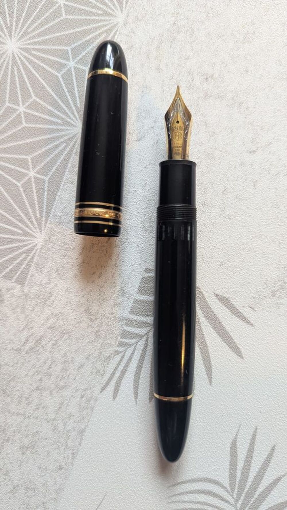 Stylo plume MONTBLANC Meister St&uuml;ck 149 plume or 14K 