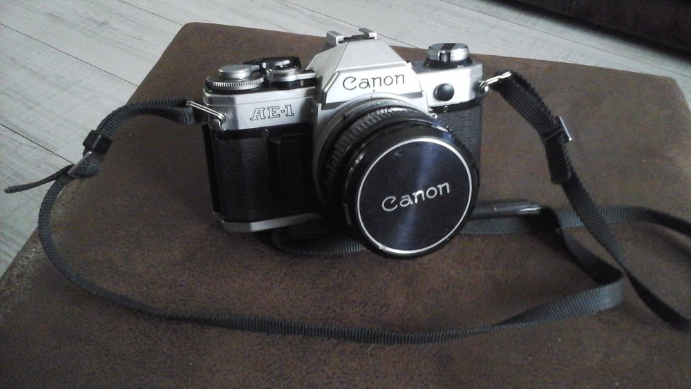 Canon AE1 Photos/Video/TV