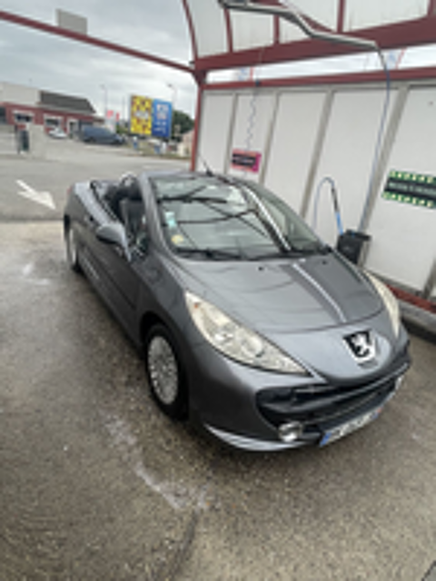 207 CC 1.6 HDi 16V 110ch FAP BLUE LION F&eacute;line 2007 occasion 31150 Fenouillet