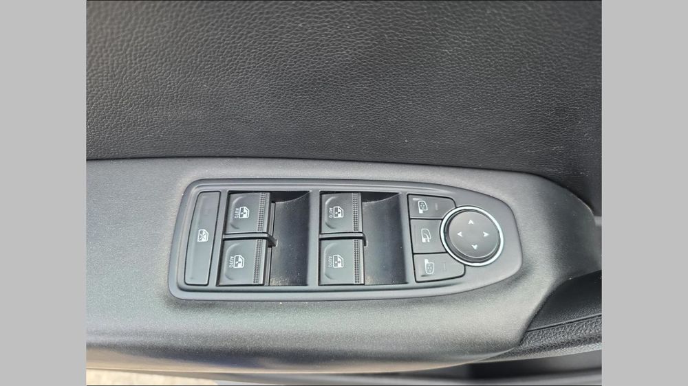 Captur E-Tech full hybrid 145 Evolution 2023 occasion 38140 Rives