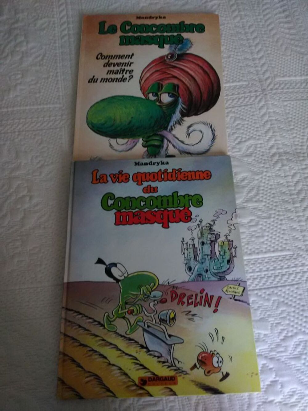 Un lot de 2 BD du "Concombre masqu&eacute;" de Mandryka Livres et BD