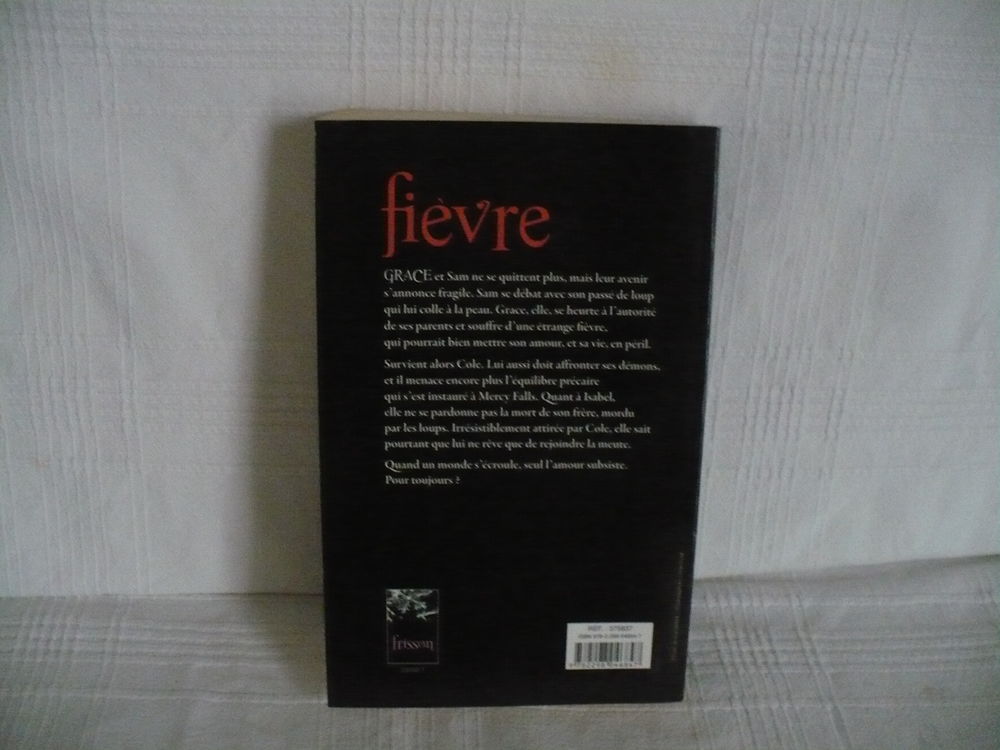*L162 	
Fi&egrave;vre				 Livres et BD
