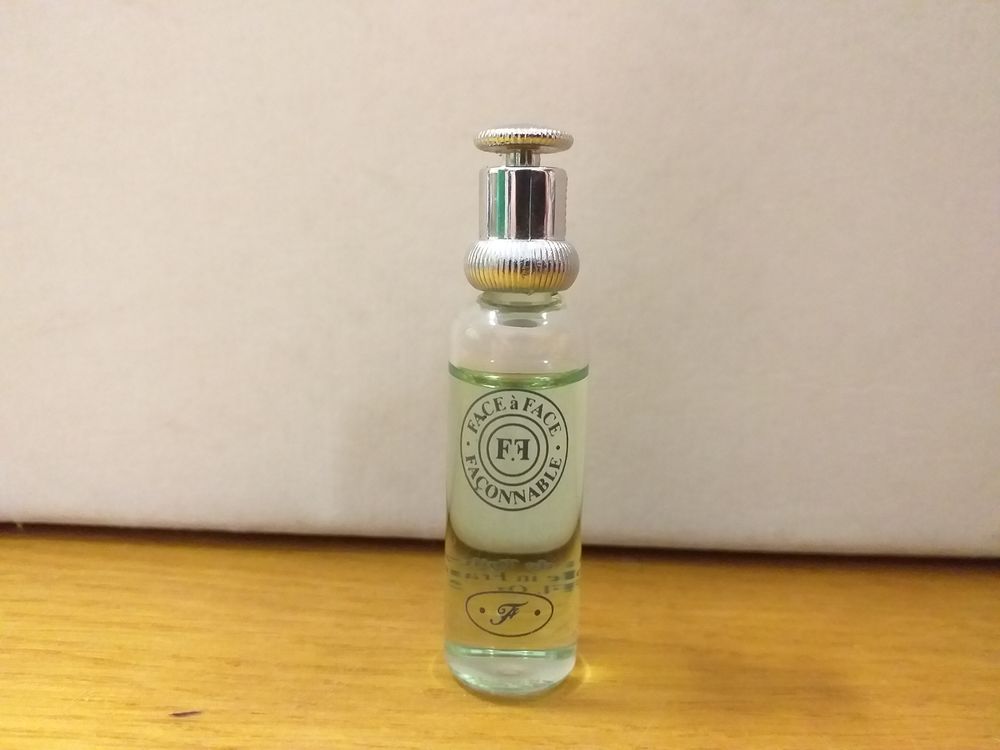 miniatures de parfum pleines sans boite 