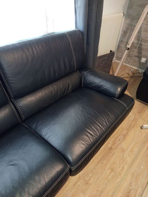 Canap� noir en cuir de buffle 270 Anglet (64)