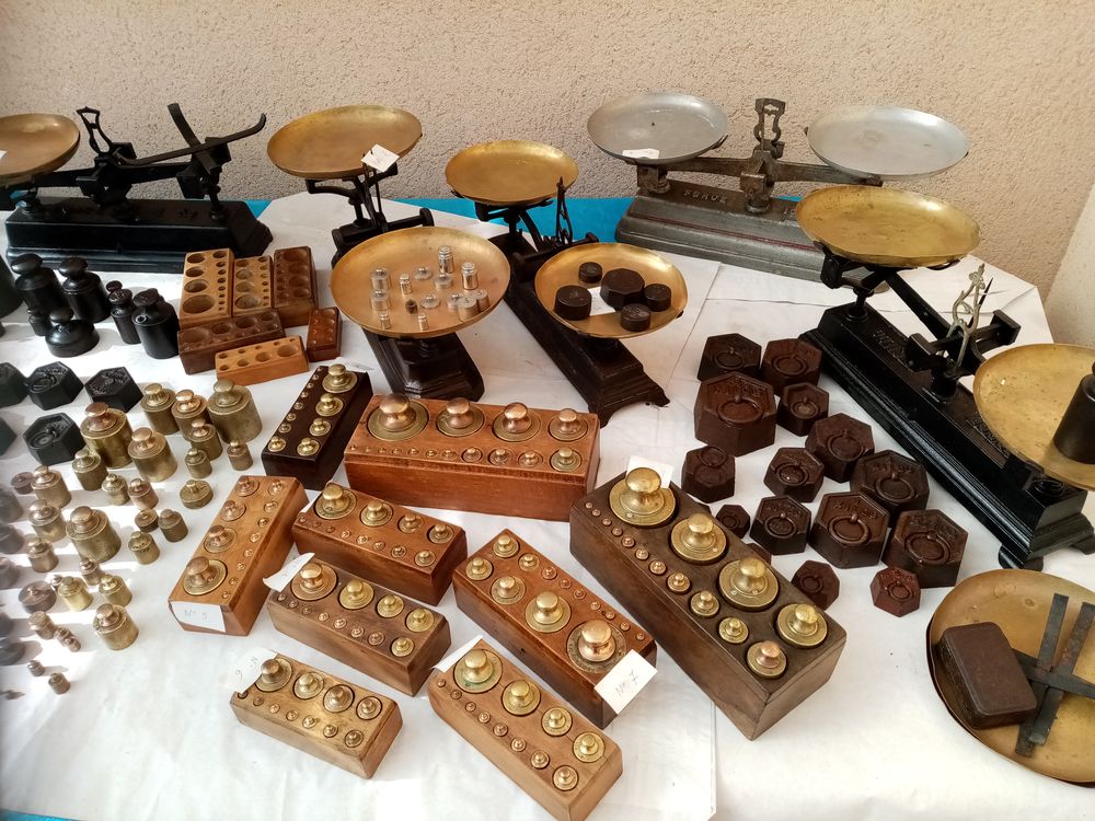 suite &agrave; une fin de collection avec boite de poids laiton 