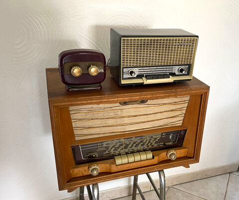 2 radios à lampes anciennes avec antenne ancienne 135 Sanguinet (40)