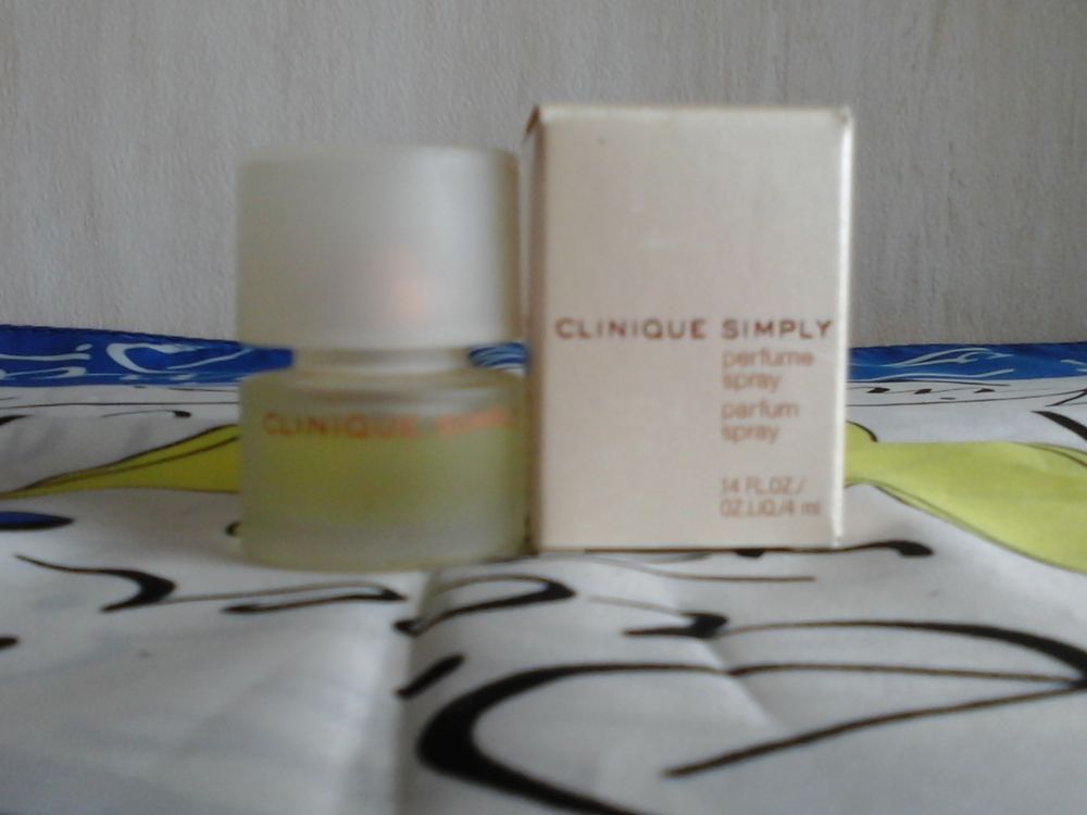 MINIATURE DE PARFUM 