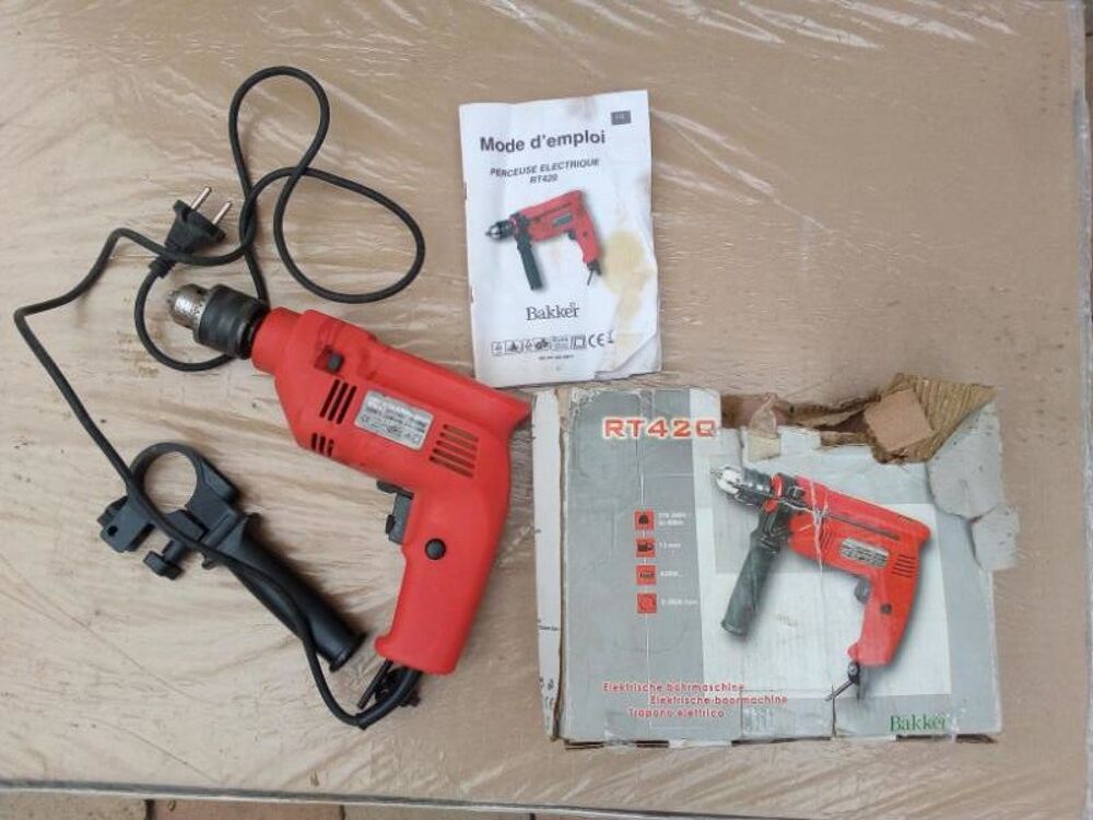 Perceuse &eacute;lectrique. Bricolage