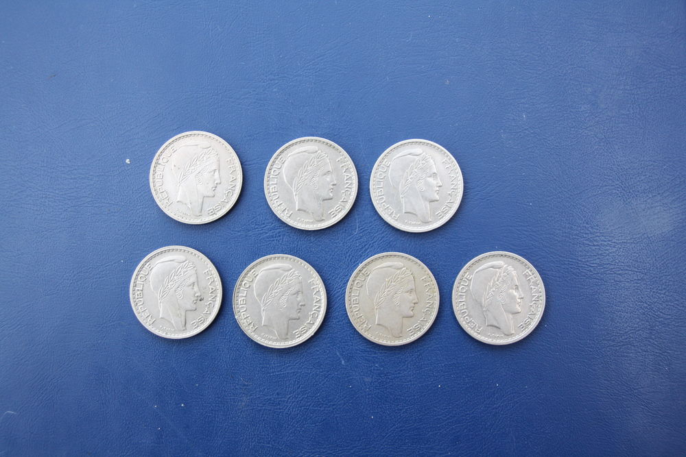 Les 7 pi&egrave;ces de monnaies de 10 Francs Turin Petite T&ecirc;te 
