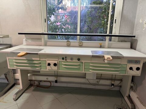 ETABLI 2 POSTE DE TRAVAIL 80 Nice (06)