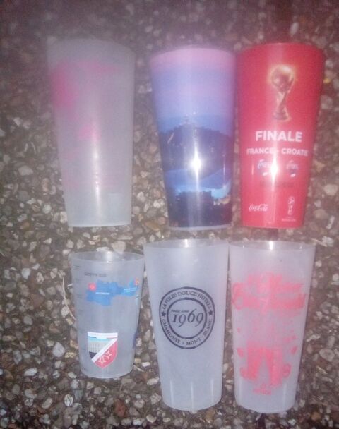 5 gobelets en plastique 50 cl 5 Beauchamp (95)