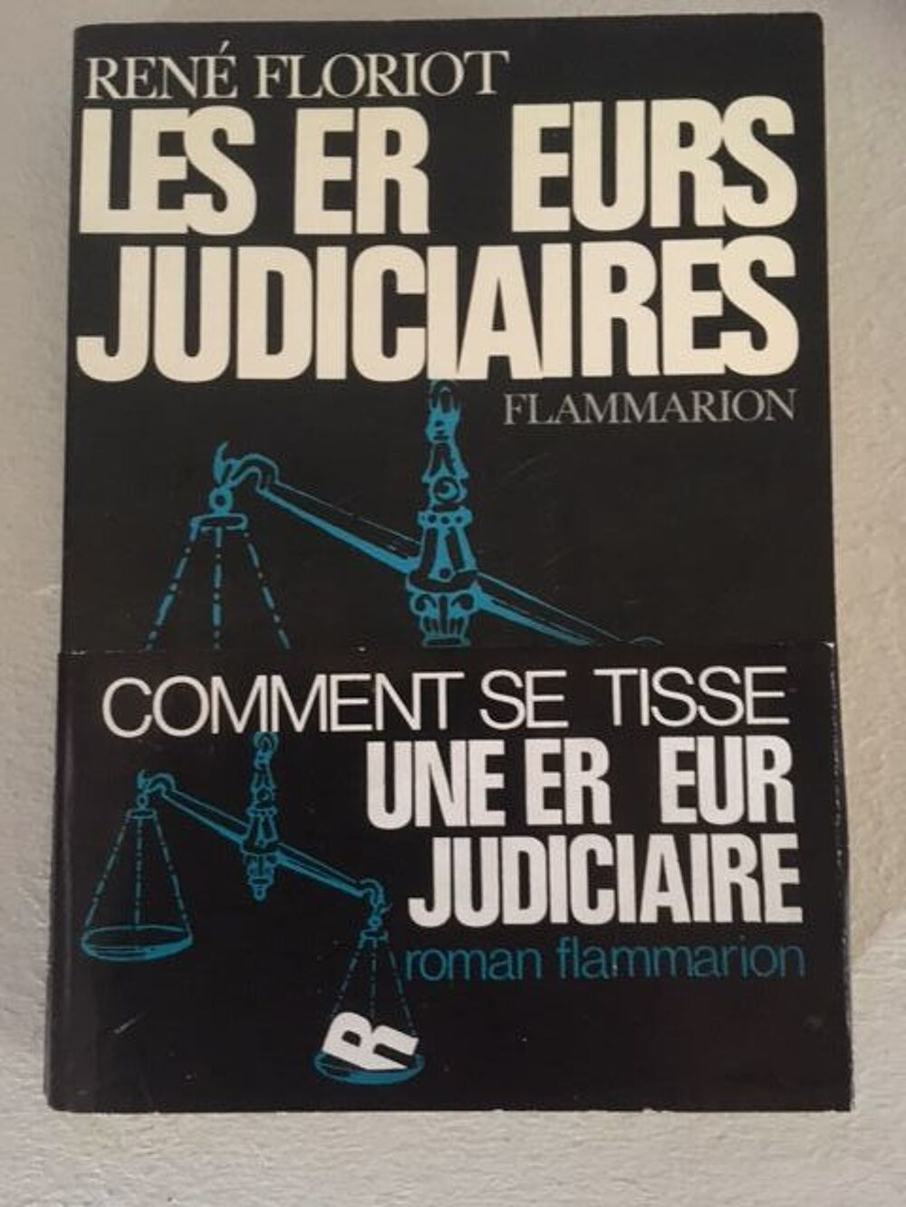 Livre judiciaire Livres et BD