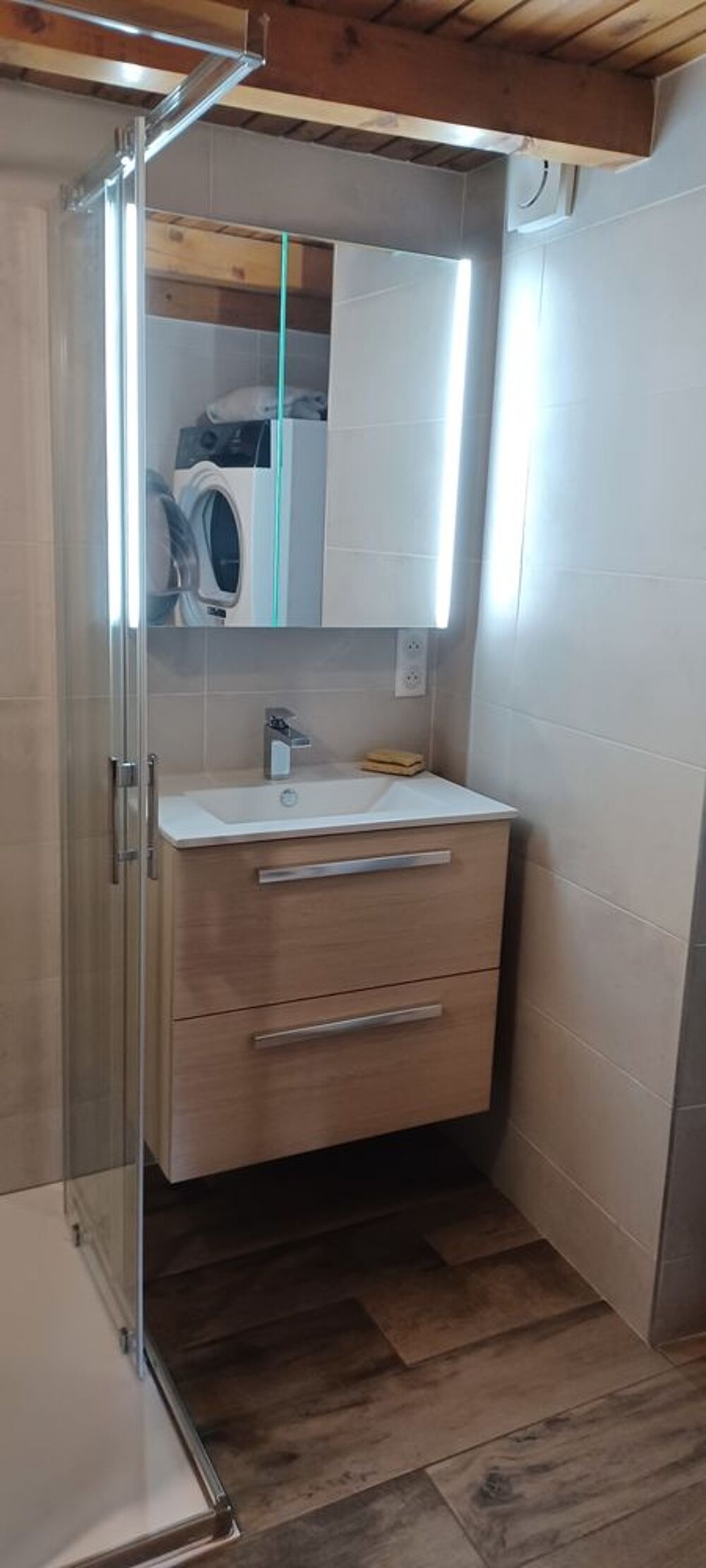   Appartement dans maison individuelle en Savoie. Rhône-Alpes, Montvalezan (73700)