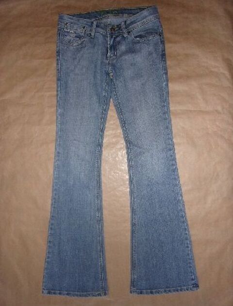 Pantalon en jean en taille 34 4 Montaigu-la-Brisette (50)