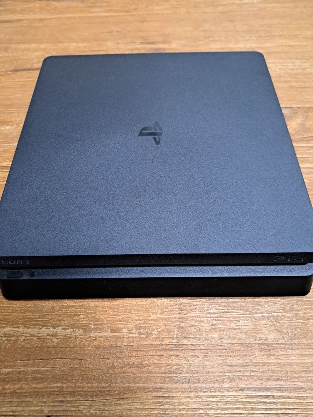 PS4 slim 500Go excellent &eacute;tat + manette + emballage d'origin Consoles et jeux vidéos