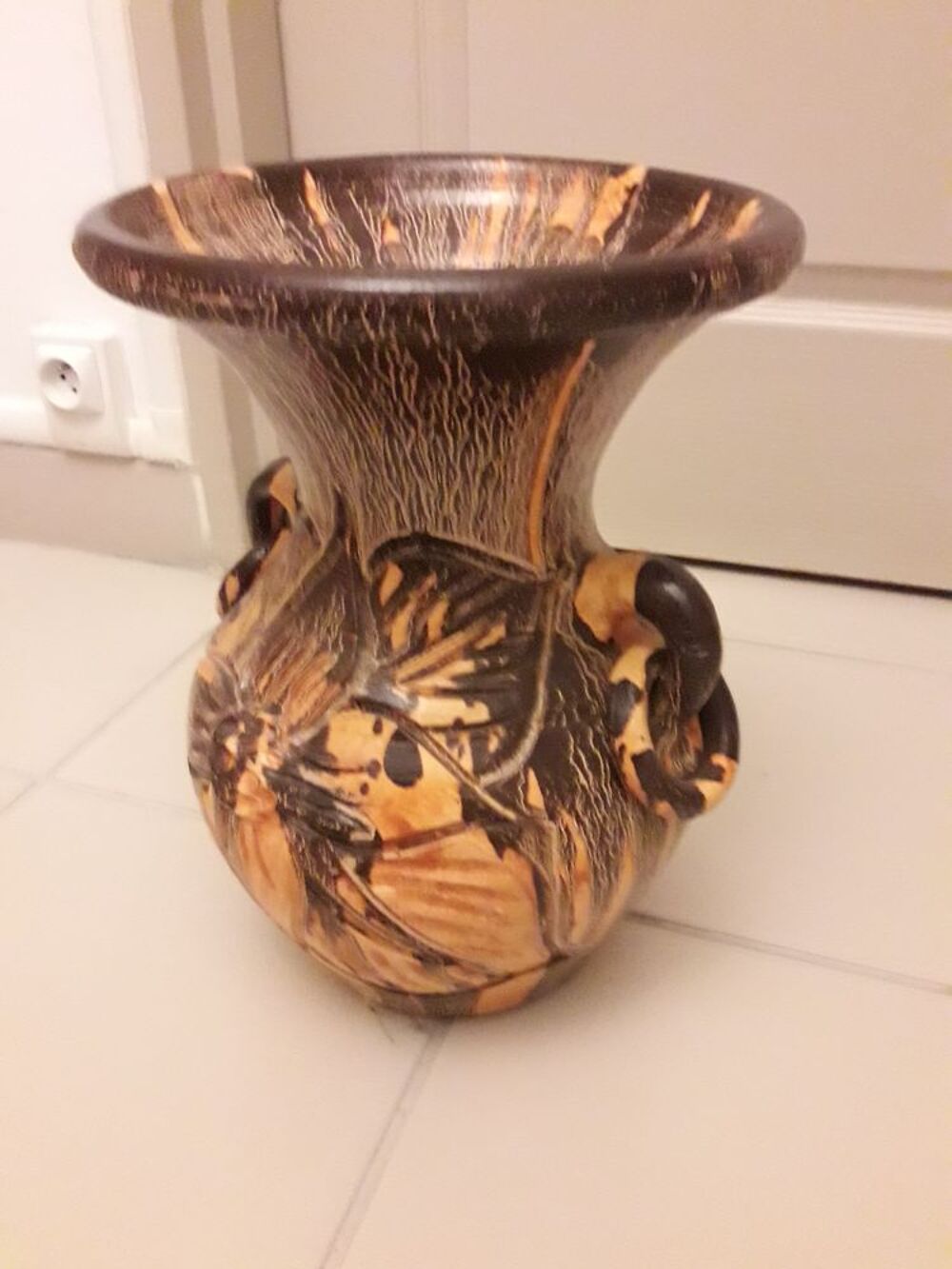 vase de d&eacute;coration maison int&eacute;rieure bon &eacute;tat Décoration