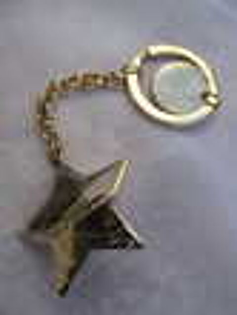 Porte-Clefs Fantaisie Dor&eacute; - Neuf 