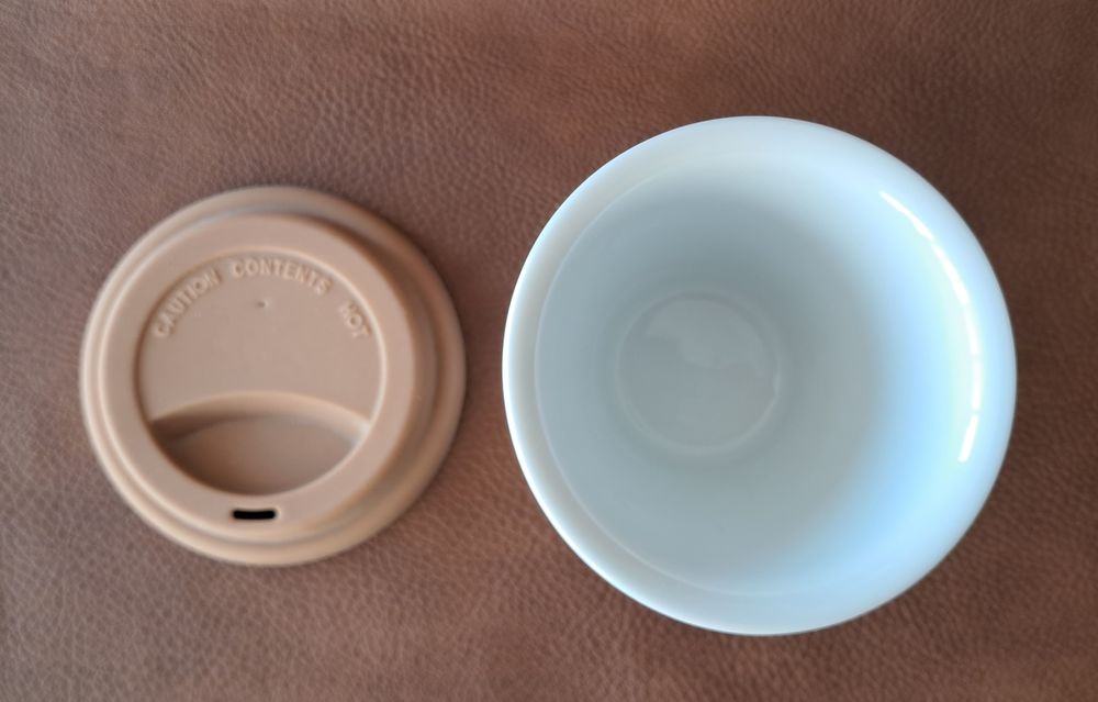 tasse mug th&eacute; caf&eacute; en c&eacute;ramique avec couvercle et protection Cuisine