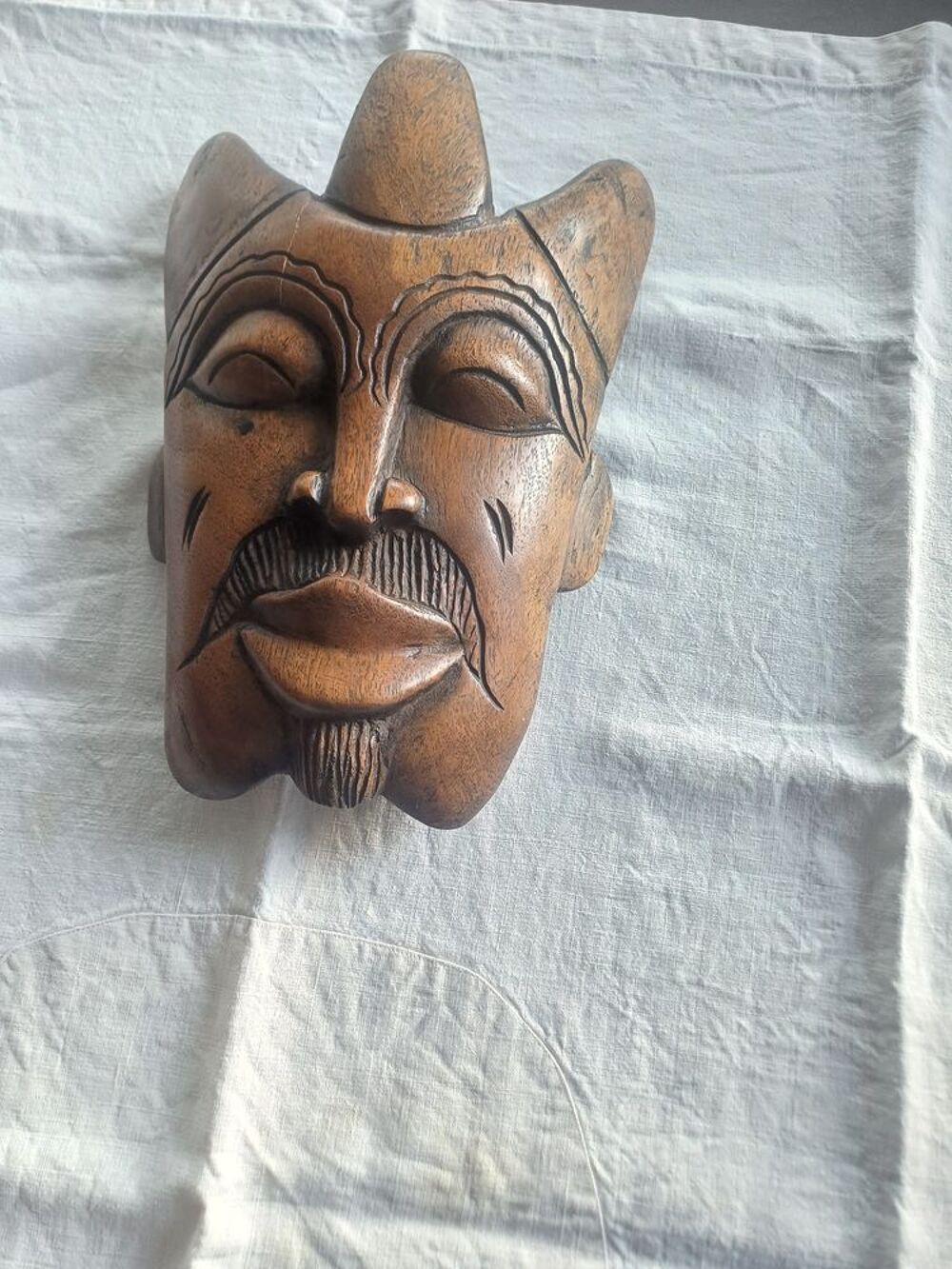(1) MASQUE AFRICAIN Décoration