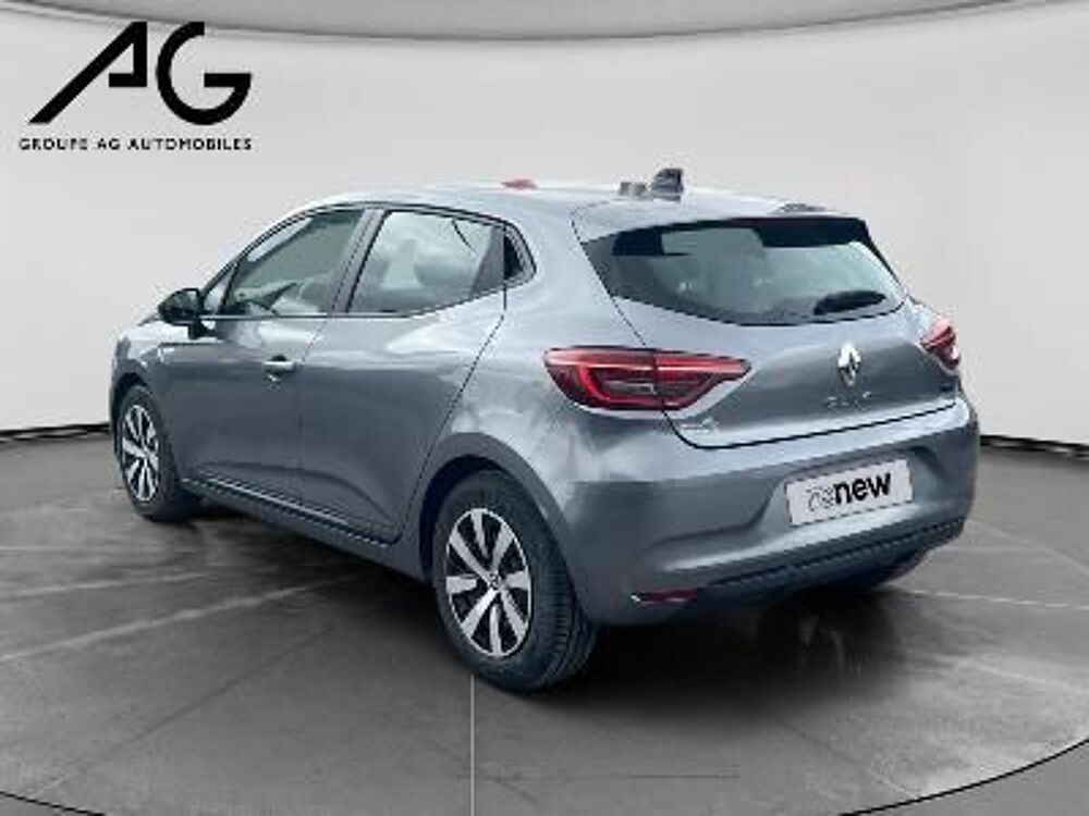 Clio V Clio E-Tech full hybrid 145 Evolution Evolution 2023 occasion 08000 Charleville-M&eacute;zi&egrave;res